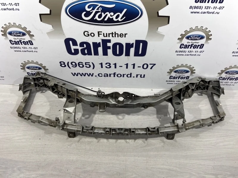 Панель передняя (телевизор) Ford Focus 2 (08-11)