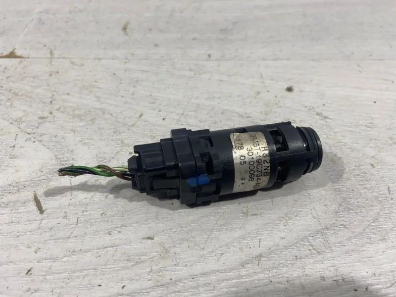 Датчик температуры воздуха Ford Focus 2 (08-11)