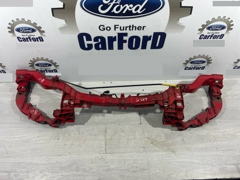 Панель передняя (телевизор) Ford Focus 3 (11-14)