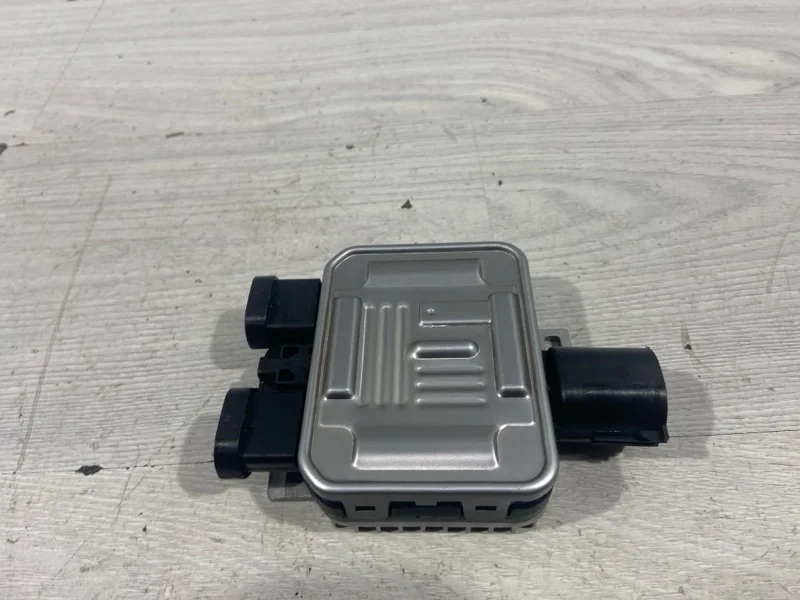 Блок управления вентилятором FORD S-MAX (06-15)