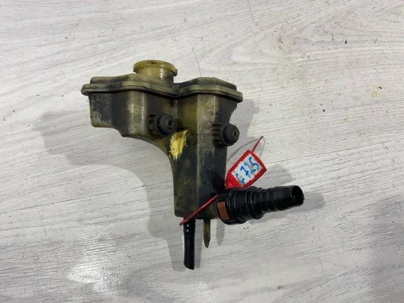 Бачок гидроусилителя Ford Fusion (01-12) UAV 1.6L