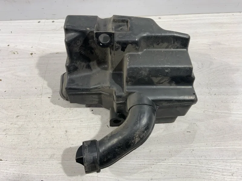 Резонатор воздушного фильтра FORD Focus 2 (08-11)