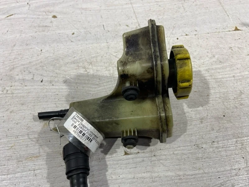 Бачок гидроусилителя Ford Fusion (01-12) UAV 1.6L