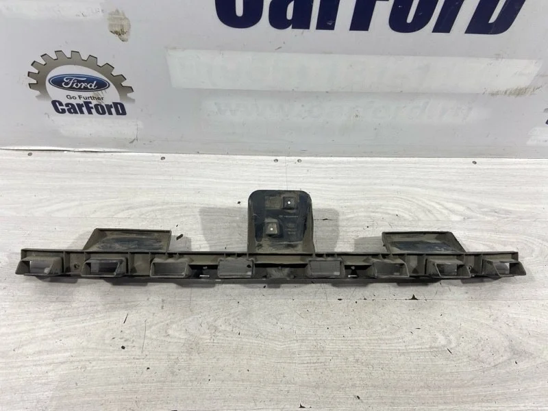 Кронштейн заднего бампера Ford C-MAX (07-10) UAV