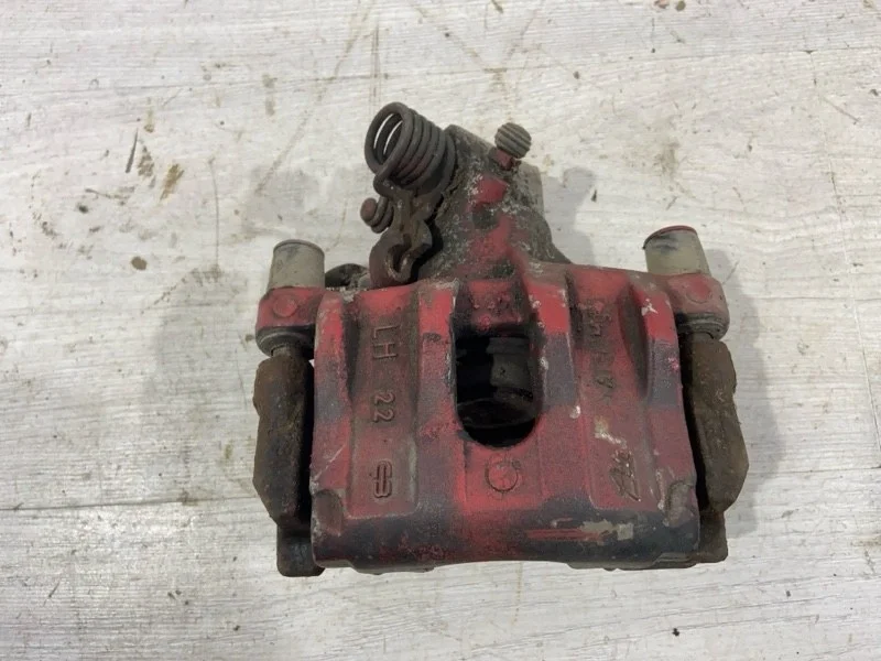 Суппорт задний левый Ford C-MAX (07-10) UAV 2.0L