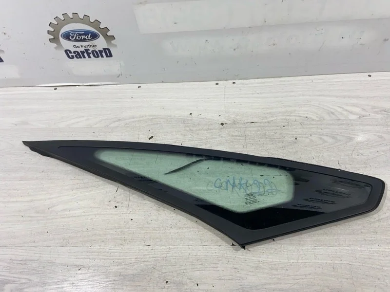 Стекло кузовное перед/правое Ford S-MAX (06-15)