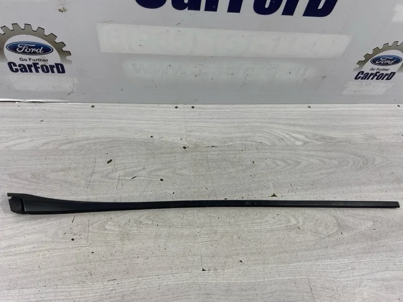 Молдинг лобового стекла левый Ford S-MAX (06-15)