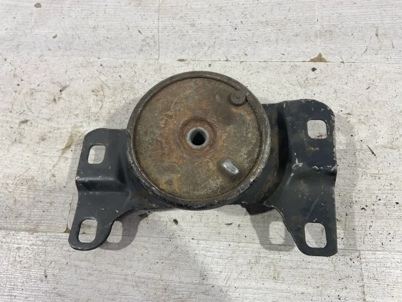 Опора двигателя левая Ford Focus 3 (11-14) ХЭТЧБЕК