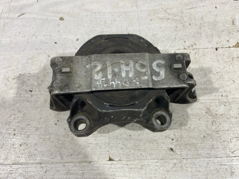 Опора двигателя правая Ford Focus 2 (08-11)