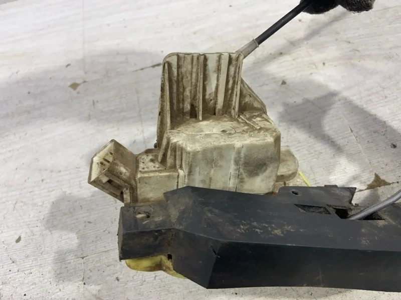 Замок двери передней левой Ford FOCUS 1 USA