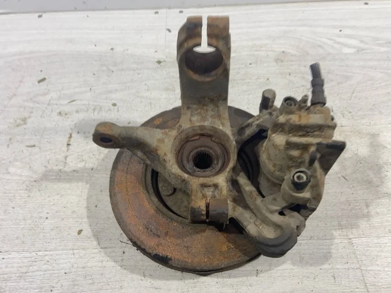 Кулак поворотный передний левый Ford FOCUS 1 USA