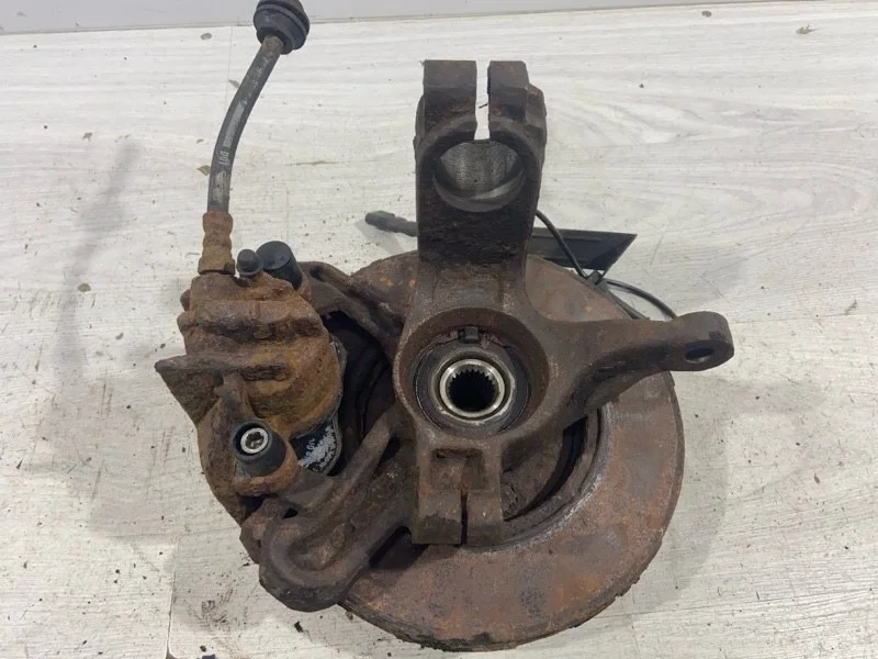 Кулак поворотный передний правый Ford FOCUS 1 USA