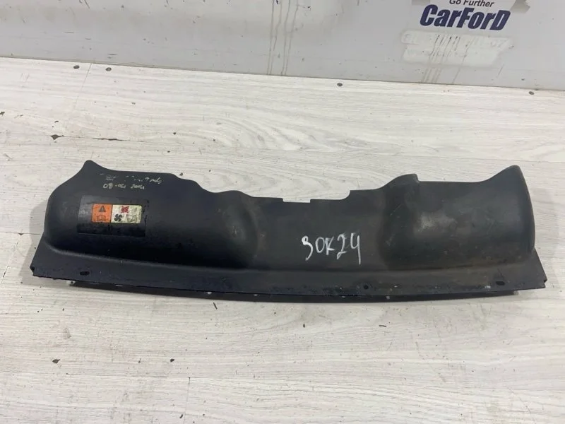 Кожух замка капота Ford Focus 2 (08-11) УНИВЕРСАЛ