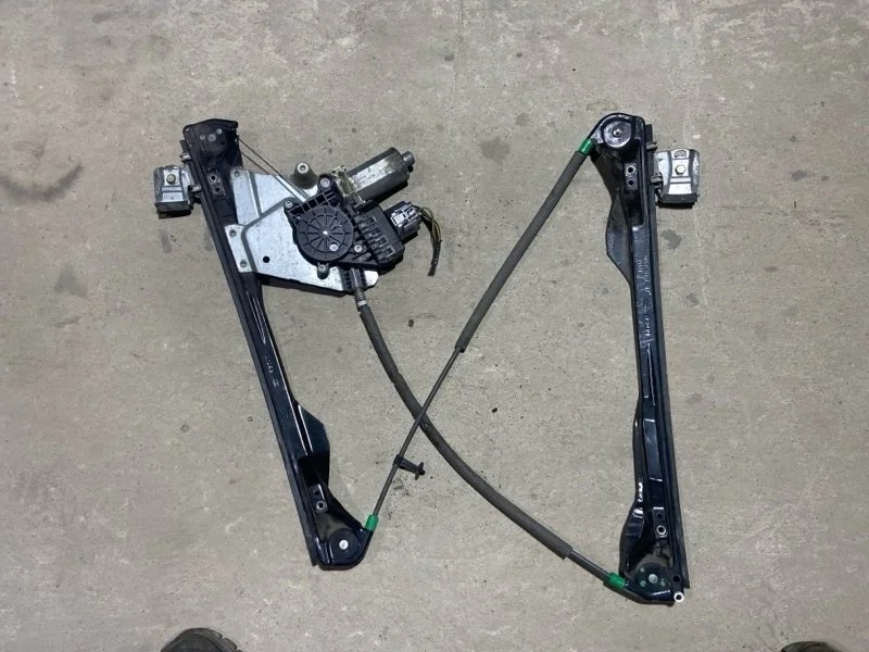 Стеклоподъёмник передний левый Ford Focus 1