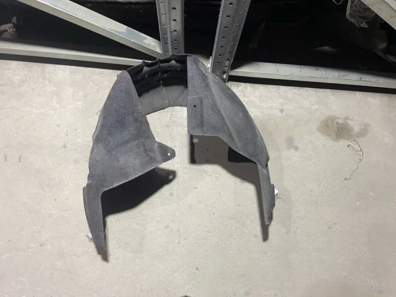 Подкрылок задний левый Ford Focus 3 (14-19)