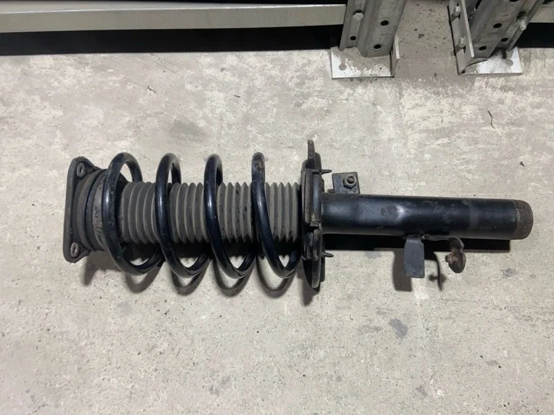 Амортизатор передний левый Ford Focus 3 (14-19)