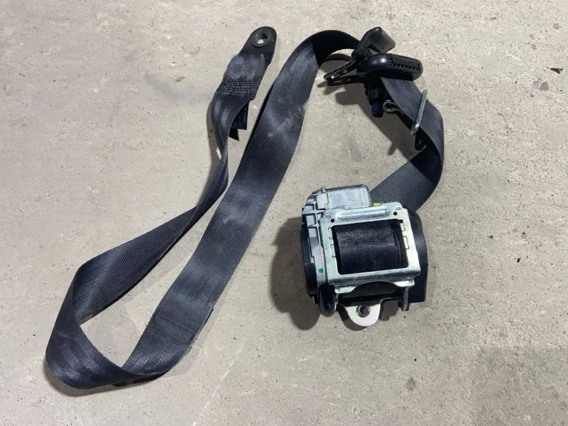 Ремень безопасности пер левый Ford S-MAX (06-15)