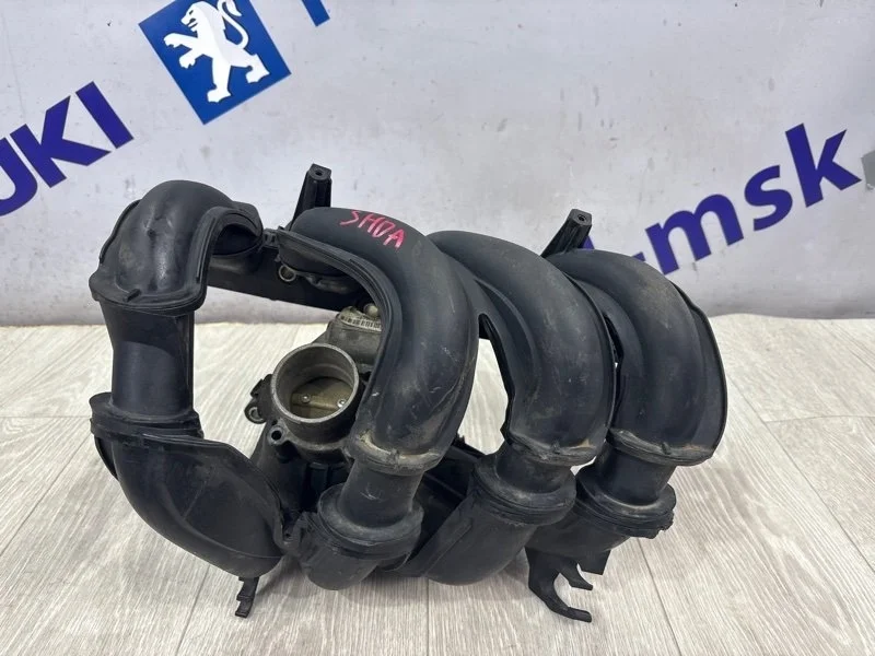 Коллектор впускной FORD FOCUS 2 2009