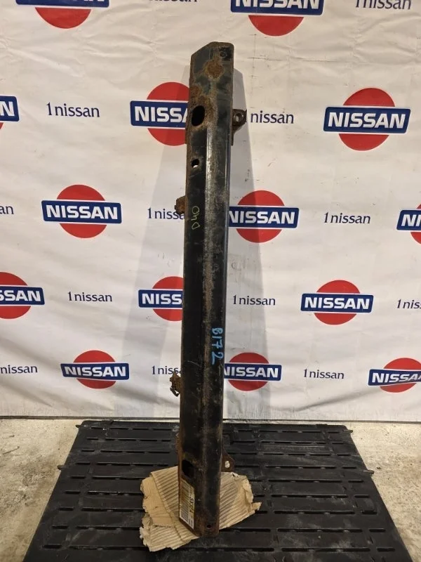 Усилитель бампера Nissan Navara 2012 501005X32A D40 YD25, передний