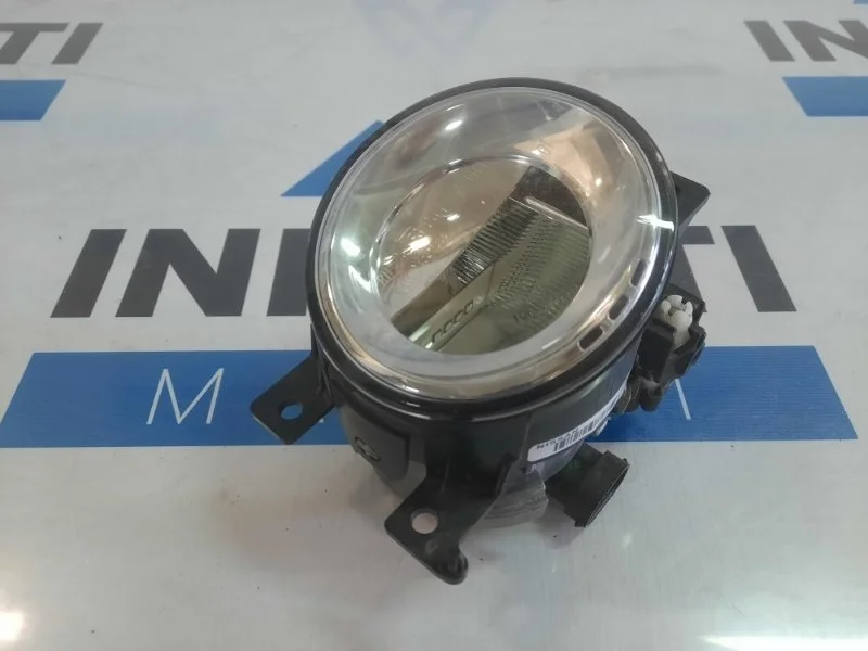 Фара противотуманная ПТФ передняя правая INFINITI