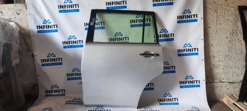 Дверь задняя левая INFINITI QX80 Z62 VK56VD