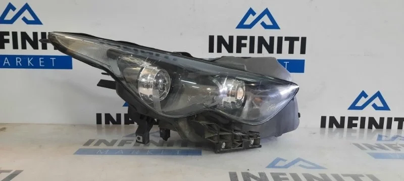 Фара передняя правая INFINITI QX70 S51