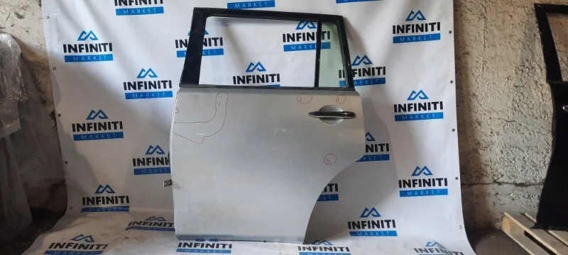 Дверь задняя левая INFINITI QX80 Z62 VK56VD
