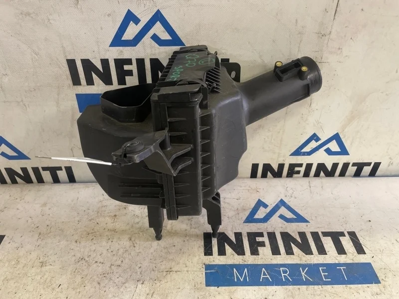 Корпус воздушного фильтра левый INFINITI Q70 Y51
