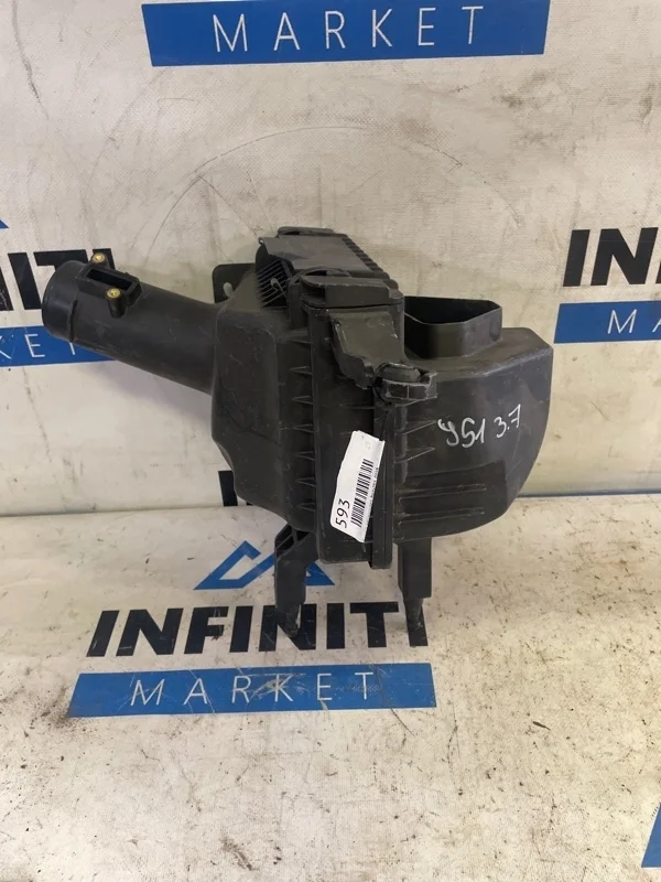 Корпус воздушного фильтра правый INFINITI M37 Y51