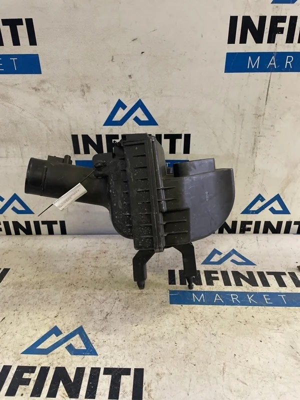 Корпус воздушного фильтра левый INFINITI M37 Y51