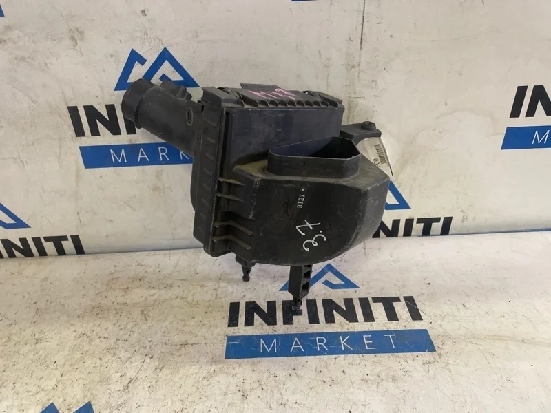 Корпус воздушного фильтра левый INFINITI M37 Y51