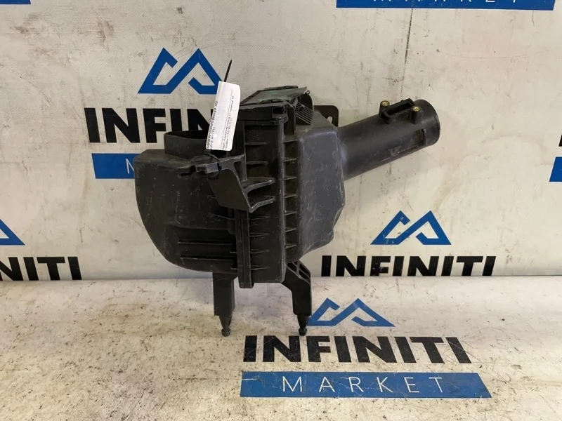 Корпус воздушного фильтра левый INFINITI M37 Y51