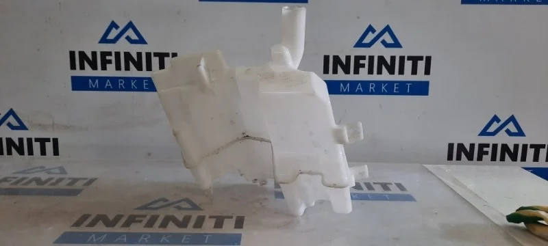 Бачок омывателя INFINITI Q70 Y51