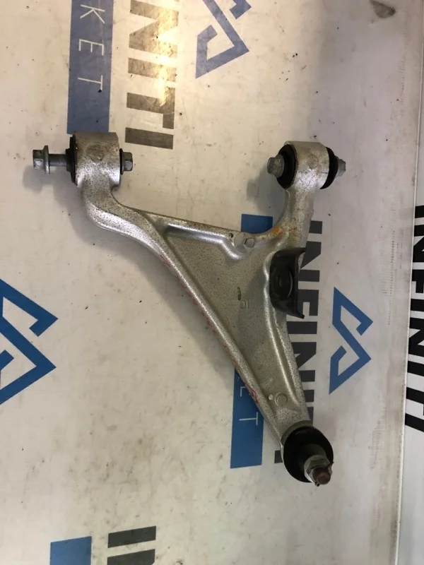Рычаг подвески задний левый INFINITI QX70 S51