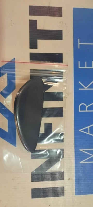 Крышка форсунки фароомывателя левая INFINITI QX70