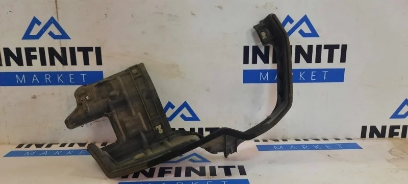 Пыльник задний левый INFINITI QX70 S51