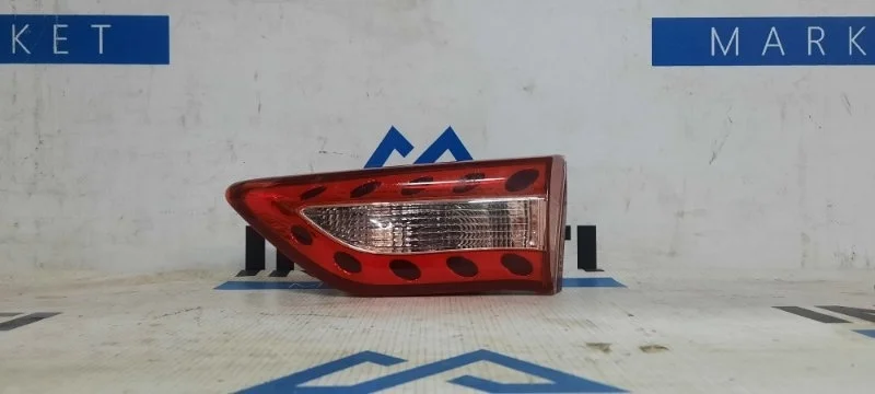 Фонарь в крышку багажника правый INFINITI QX70 S51