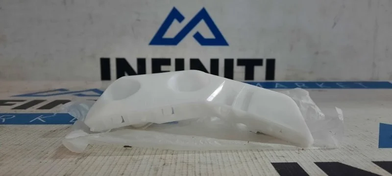 Кронштейн крыла (крепление) передний левый