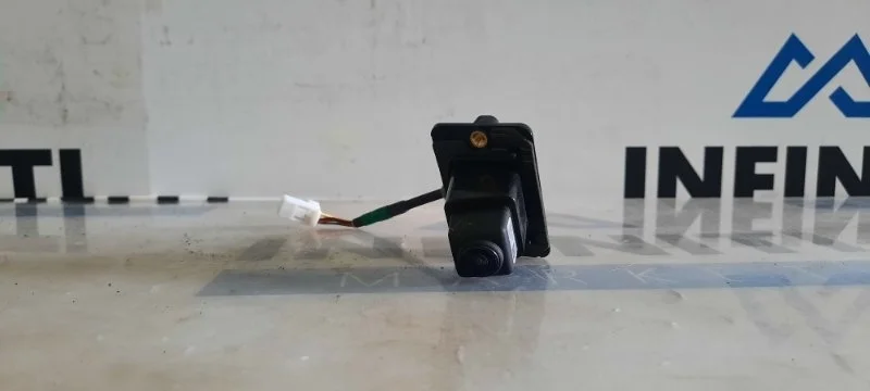 Камера заднего вида задняя INFINITI QX70 S51