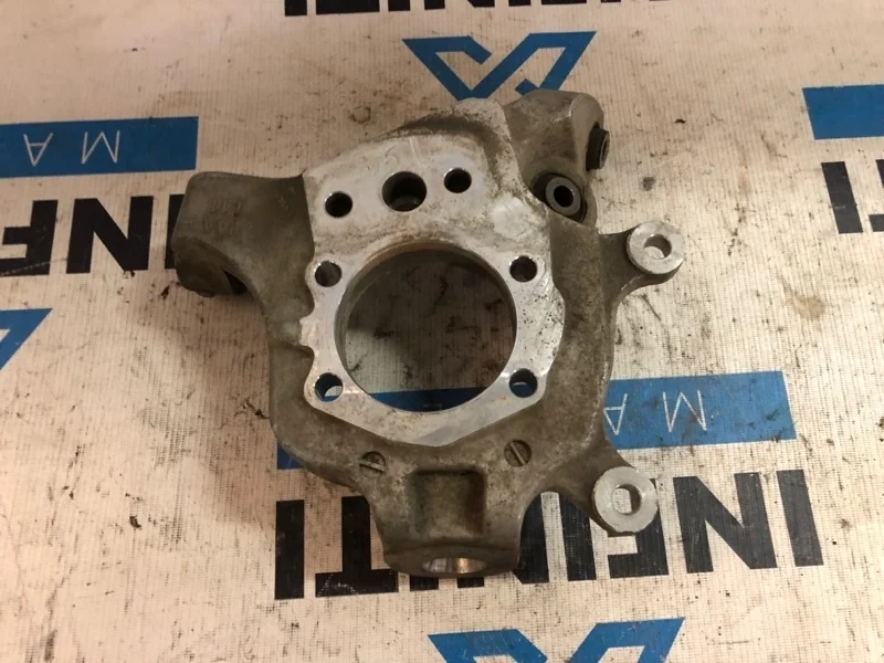 Кулак задний левый INFINITI QX70 S51 VQ37VHR