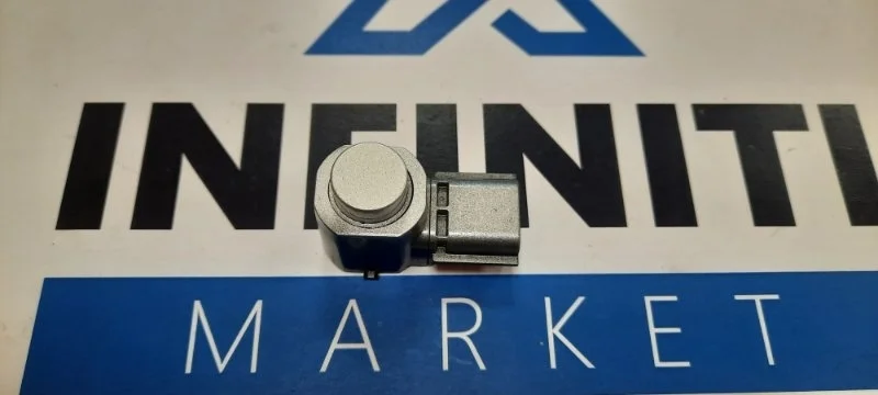 Парктроник INFINITI Q50 V37