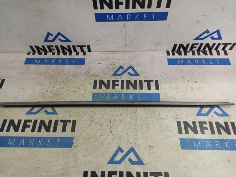 Молдинг двери центральный передний левый NISSAN