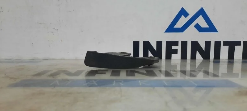 Заглушка бампера передняя левая NISSAN Teana J32