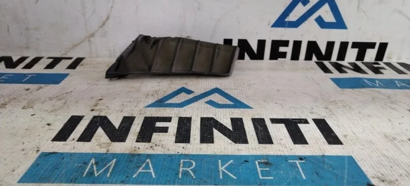 Кронштейн бампера передний правый INFINITI M37 Y51