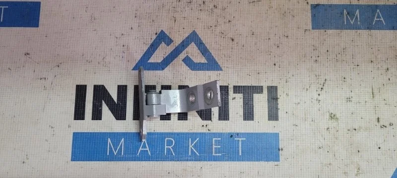 Петля двери нижняя задняя левая INFINITI QX70 S51