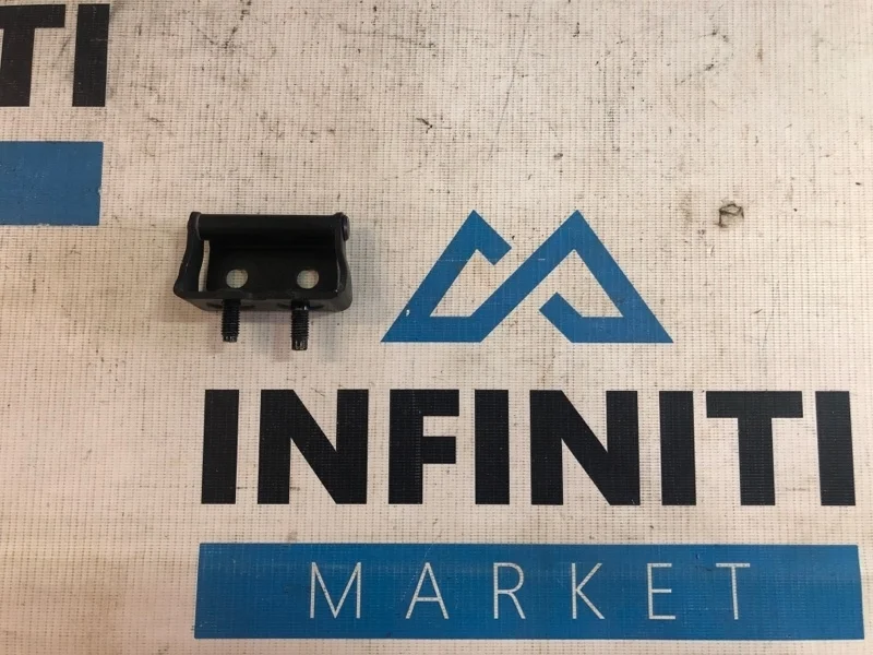 Петля крышки багажника задняя правая INFINITI QX70