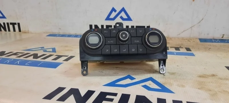Блок управления климатической установкой NISSAN