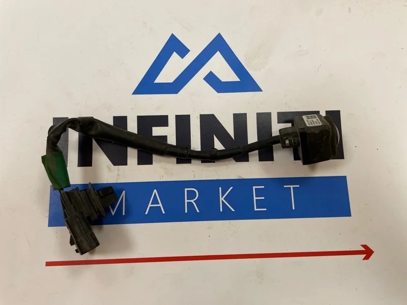 Камера переднего вида передняя INFINITI QX70 S51