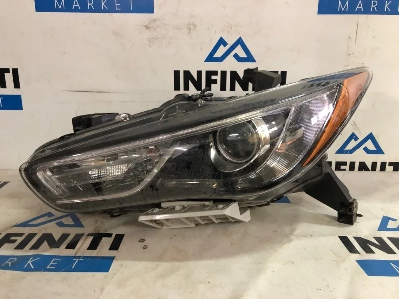 Фара передняя левая INFINITI QX60 L50