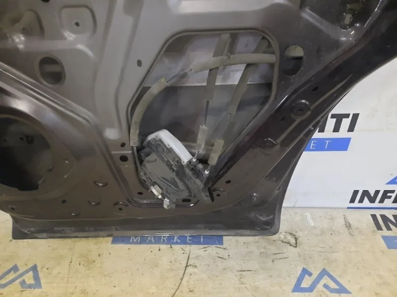 Замок двери задний правый INFINITI QX80 Z62